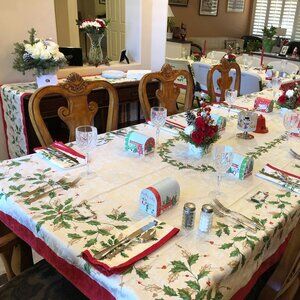 Vintage Lenox Golden Holly Tablecloths, Runner, Place mats, 16 Napkin Set